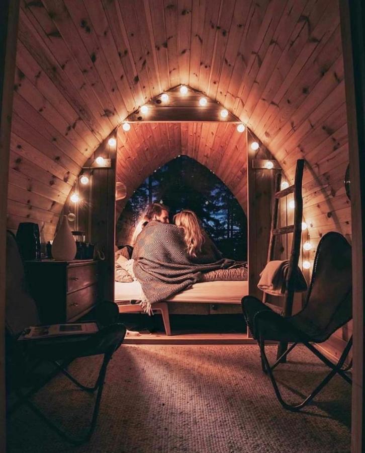 The Wonderinn Mirrored Glass Cabin - Wonderinn Delta Hektner Exteriör bild